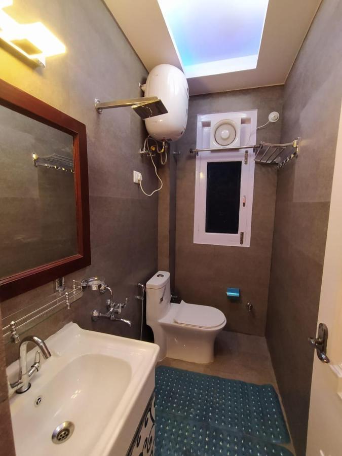 Deluxe Homestay Apartments With Kitchen In 심라 외부 사진