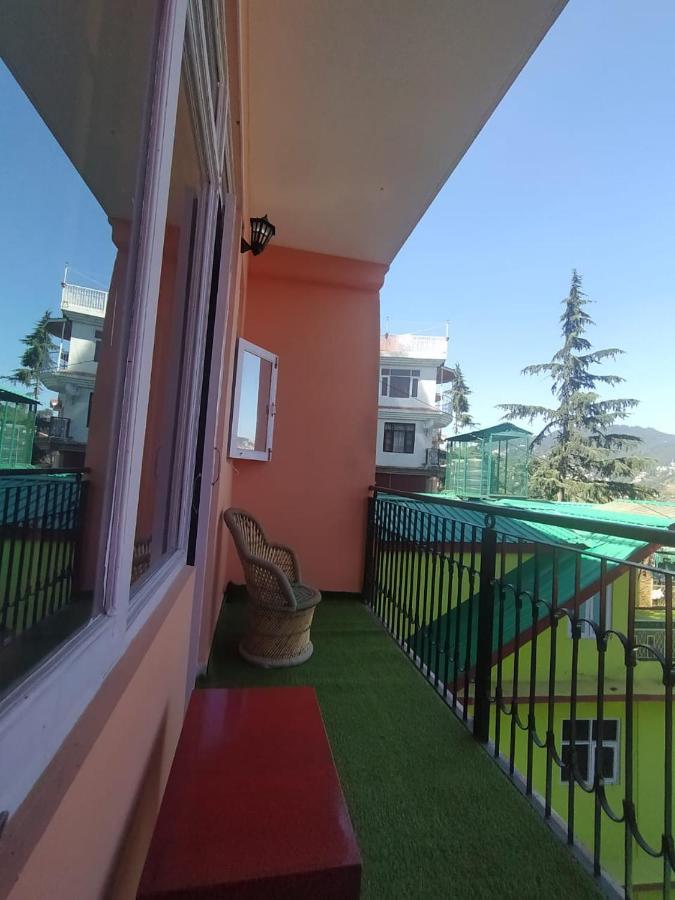 Deluxe Homestay Apartments With Kitchen In 심라 외부 사진