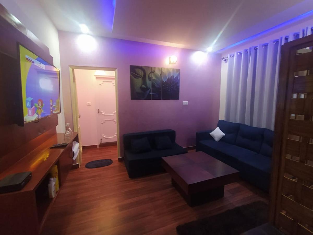 Deluxe Homestay Apartments With Kitchen In 심라 외부 사진