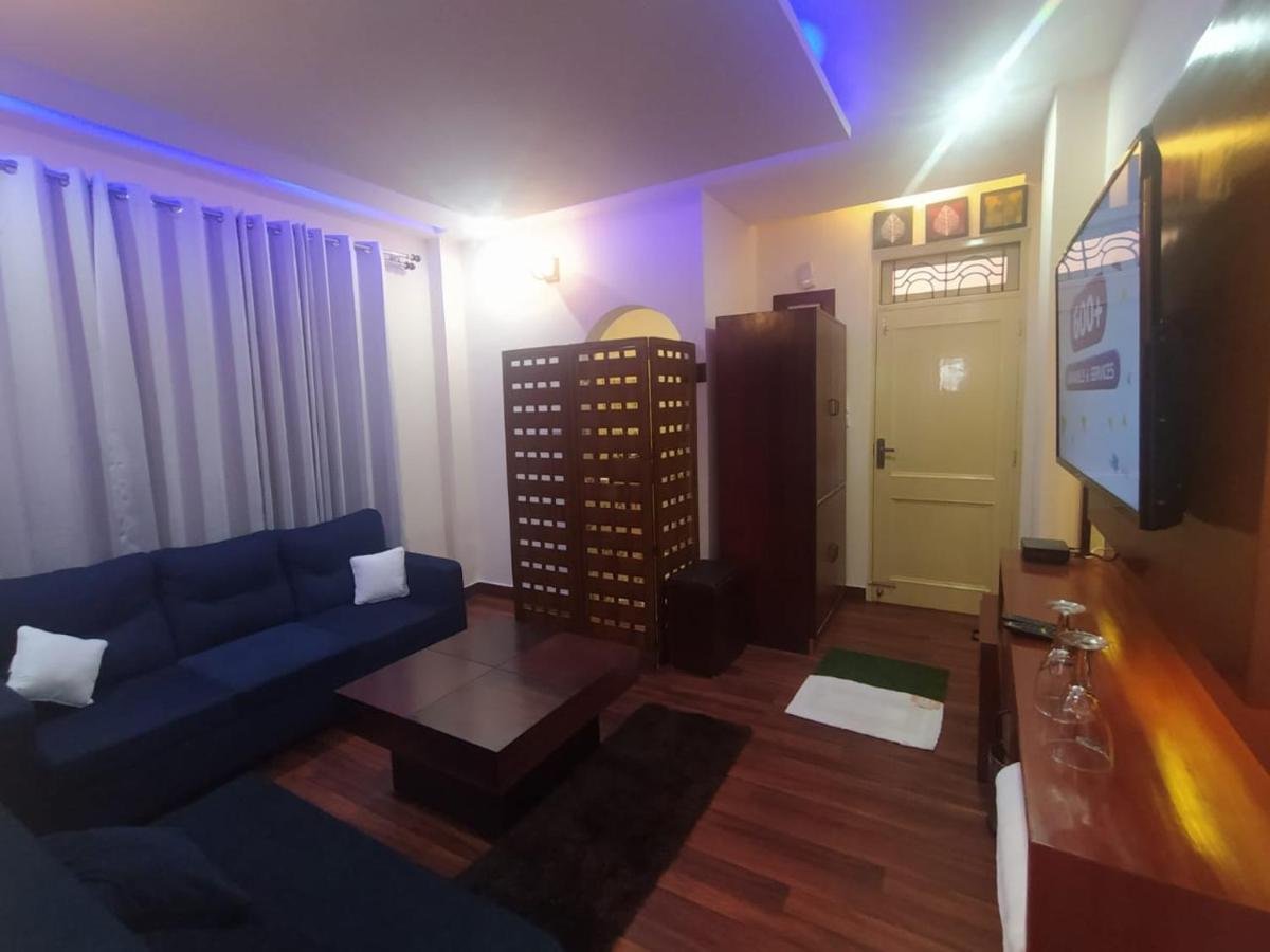 Deluxe Homestay Apartments With Kitchen In 심라 외부 사진